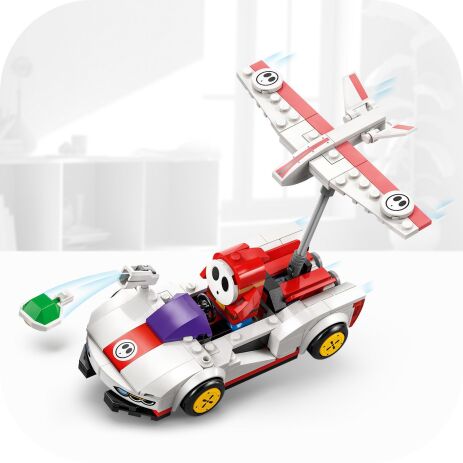 LEGO Super Mario Kart-Shy Guy & P-Wing (72045) (3)