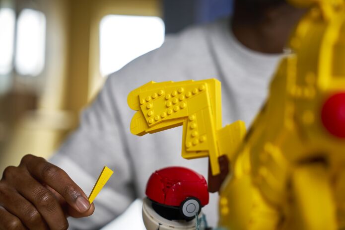 LEGO Pokemon: Pikachu & Poke Ball (72152) (11)