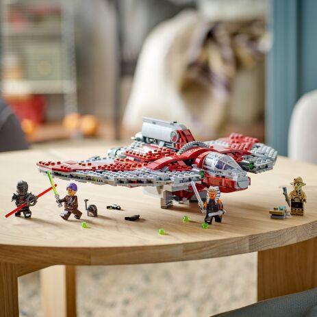 LEGO Star Wars Ahsoka Tano's T6 Jedi Shuttle (75362) (9)