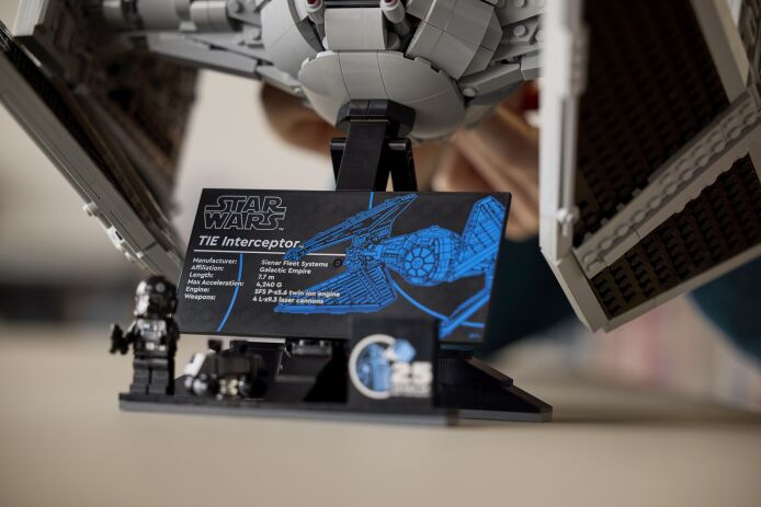 LEGO Star Wars Tie Interceptor (75382) (8)