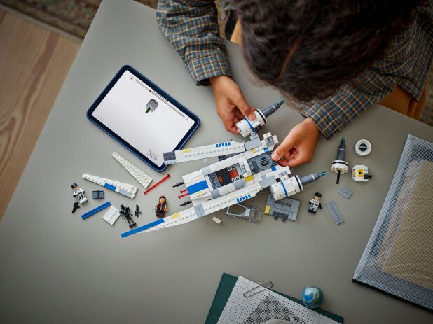 LEGO Star Wars Rebel U-Wing Starfighter (75399) (8)