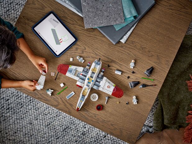 LEGO Star Wars ARC-170 Starfighter (75402) (5)