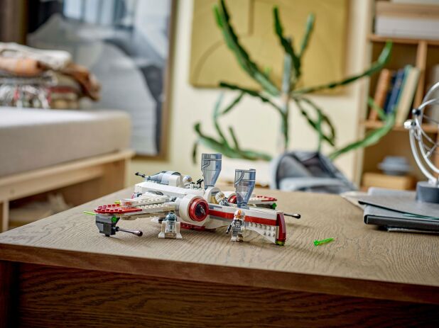 LEGO Star Wars ARC-170 Starfighter (75402) (8)