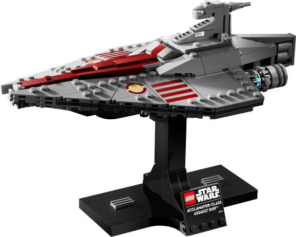 LEGO Star Wars Acclamator-Class Assault Ship (75404) (1)
