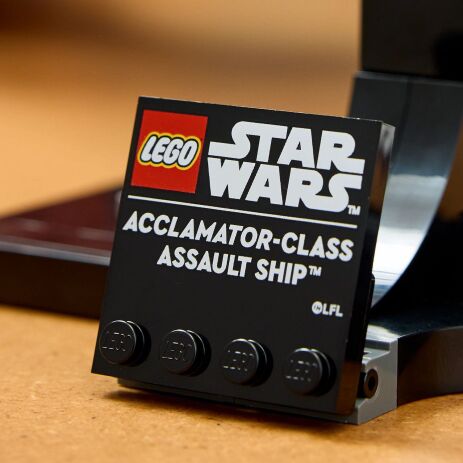 LEGO Star Wars Acclamator-Class Assault Ship (75404) (3)