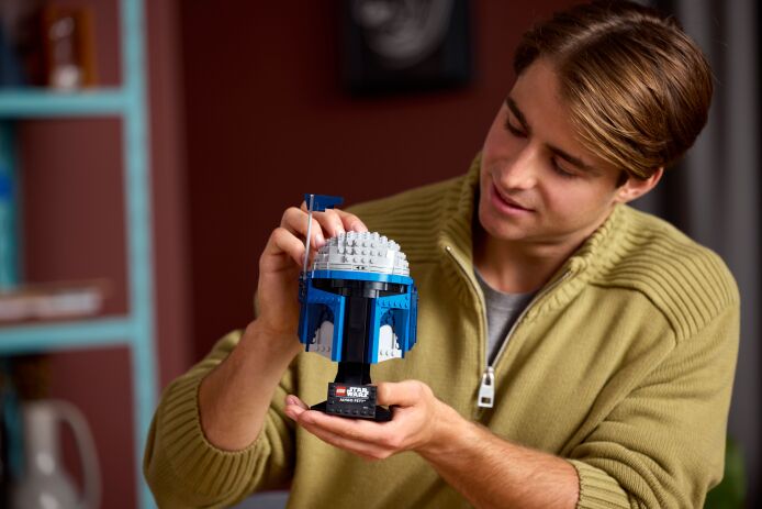 LEGO Star Wars Jango Fett Helmet (75408) (7)