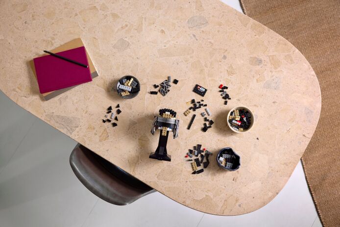 LEGO Star Wars Kaylo Ren Helmet (75415) (3)