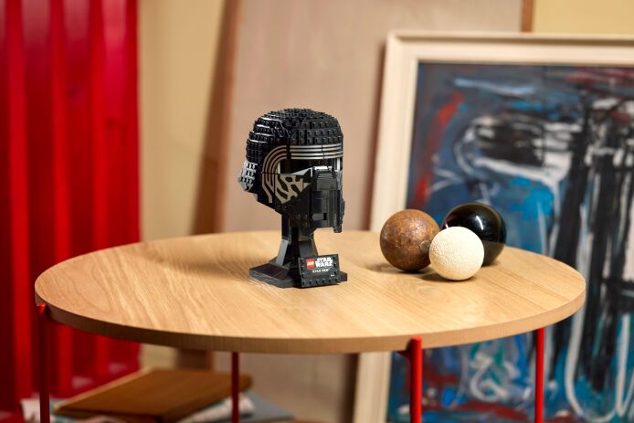 LEGO Star Wars Kaylo Ren Helmet (75415) (8)