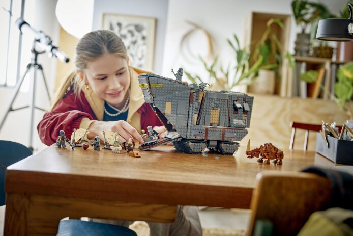 LEGO® Star Wars Offworld Sandcrawler & Mudhorn (75453) (7)