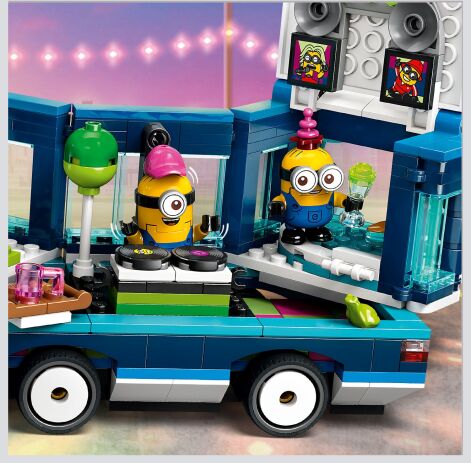 LEGO Minions Music Party Bus (75581) (3)