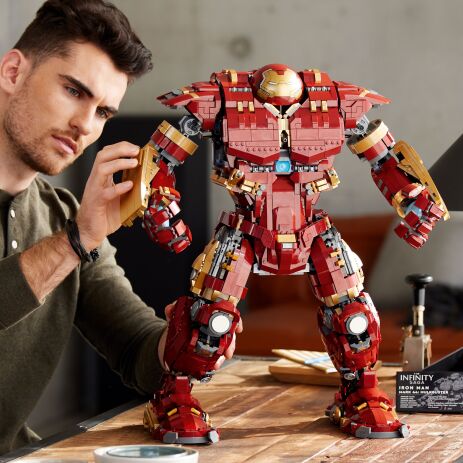 LEGO Super Heroes Hulkbuster (76210) (7)