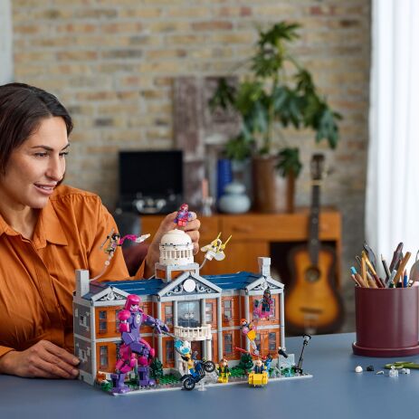 LEGO Super Heroes X-Men: The X-Mansion (76294) (3)