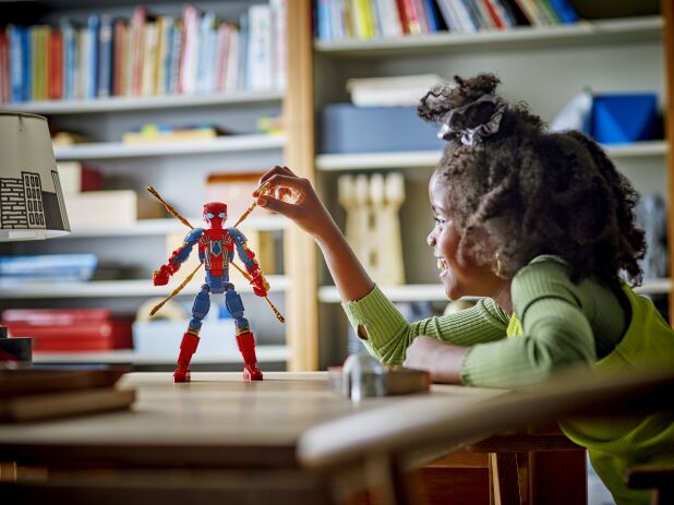 LEGO Super Heroes Iron Spider-Man Construction (76298) (5)