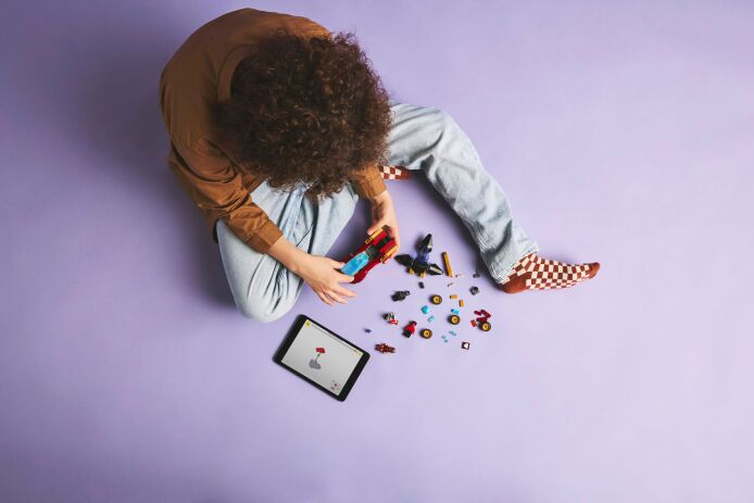 LEGO Super Heroes Iron Man Car & Black Panther vs. Red Hulk (76310) (5)