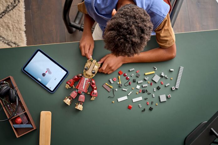 LEGO Super Heroes Ravager Jumpsuit Groot (76341) (5)