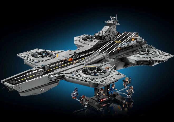 LEGO® Super Heroes S.H.I.E.L.D. Helicarrier (76354) (4)