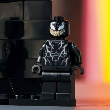 LEGO® Super Heroes Venom Bust (76356) (3)