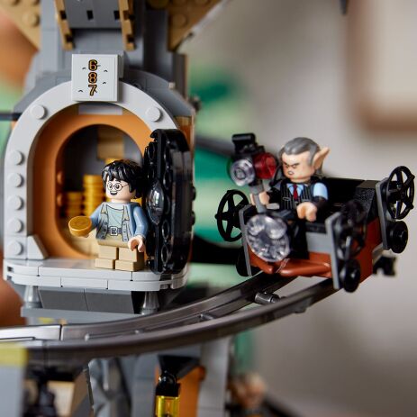 LEGO Harry Potter Gringotts Wizarding Bank-Collectors' Edition (76417) (4)