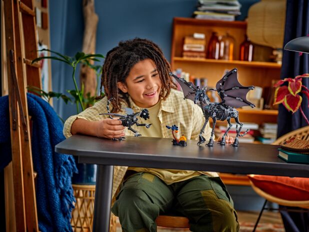 LEGO Harry Potter Thestral Family (76458) (6)