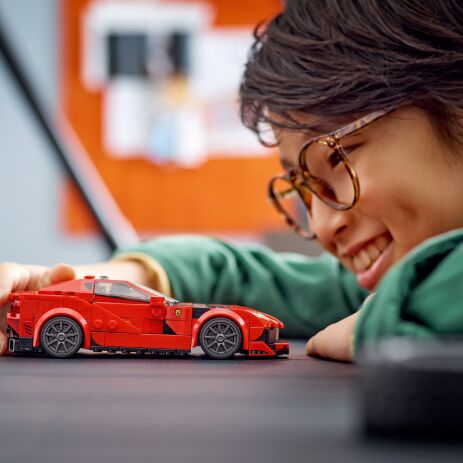 LEGO Speed Champions Ferrari 812 Competizione (76914) (4)