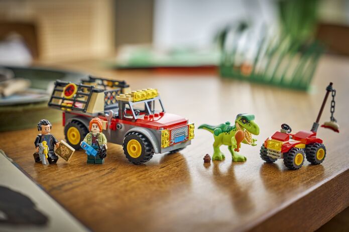 LEGO® Jurassic World Young T.Rex Transport Truck (77978) (8)