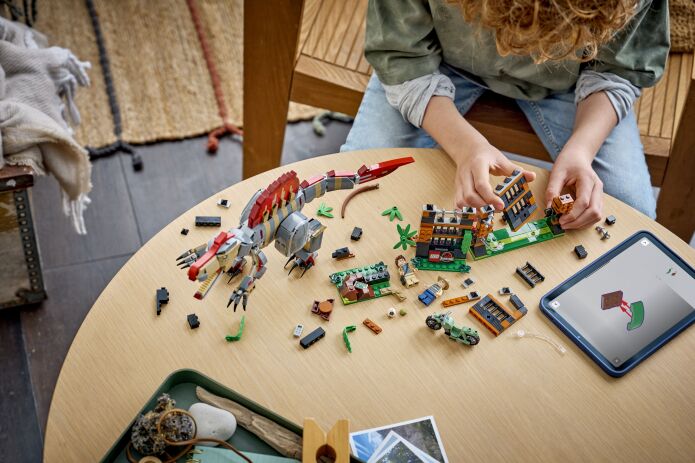 LEGO® Jurassic World Spinosaurus Dinosaur Escape (77982) (4)