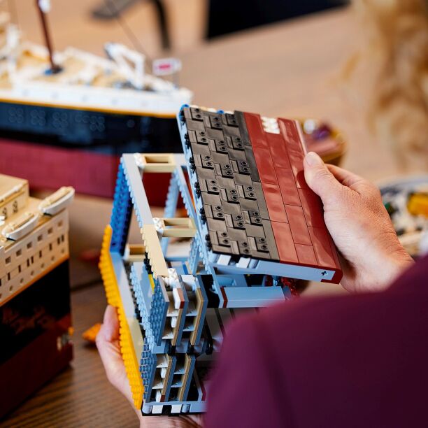 LEGO Icons Titanic (10294) (5)