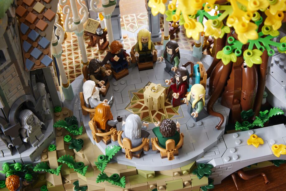 LEGO Icons Of The Rings:Rivendell (10316) (3)