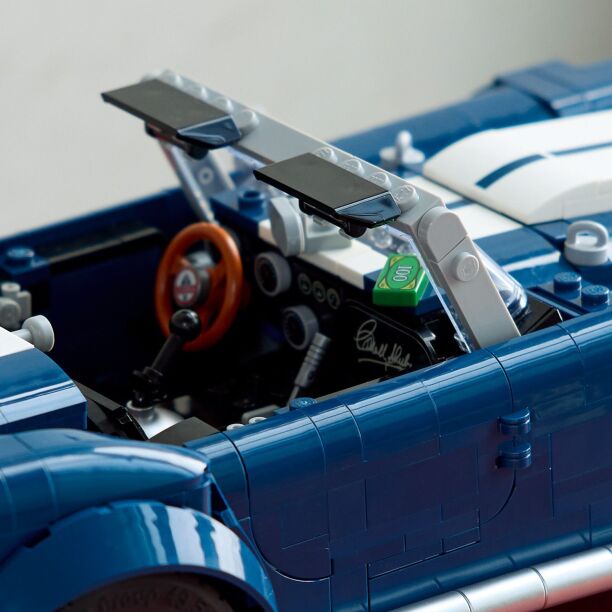 LEGO Icons Shelby Cobra 427 S/C (10357) (6)