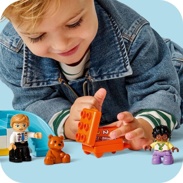 LEGO Duplo First Time At The Airport (10443) (2)