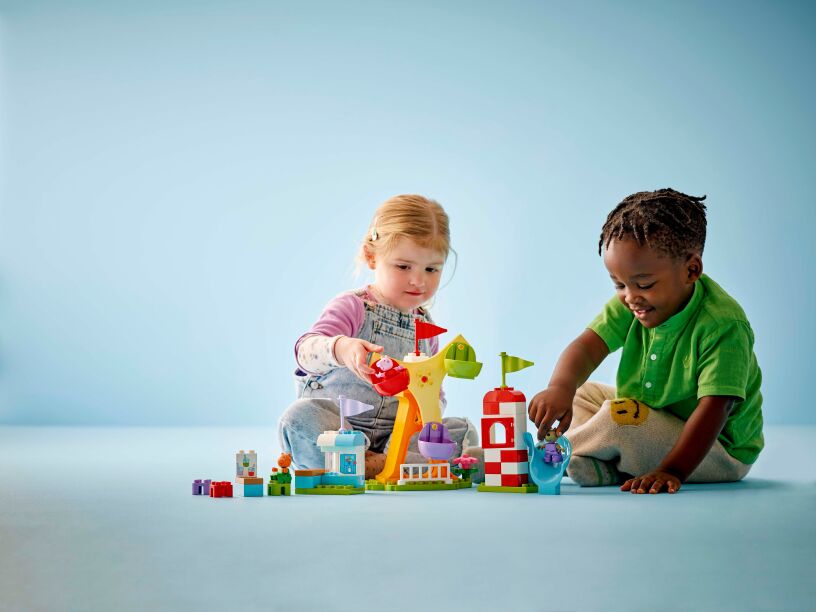 LEGO Duplo Peppa Pig Funfair (10453) (6)