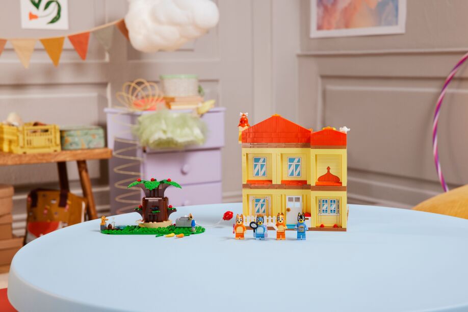 LEGO Bluey's Family House (11203) (11)
