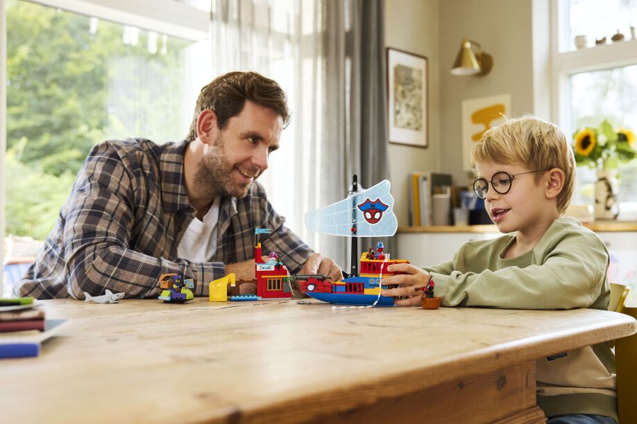 LEGO Spidey: Team Spidey Pirate Ship (11208) (6)