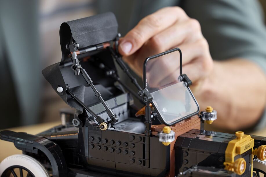 LEGO Icons Ford Model T (11376) (9)