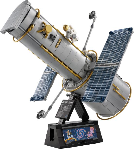 LEGO® Icons Hubble Space Telescope (11382) (1)
