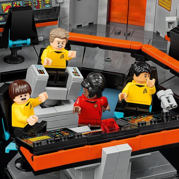 LEGO® Icons Star Trek: U.S.S. Enterprise NCC-1701 Bridge (11385) (3)