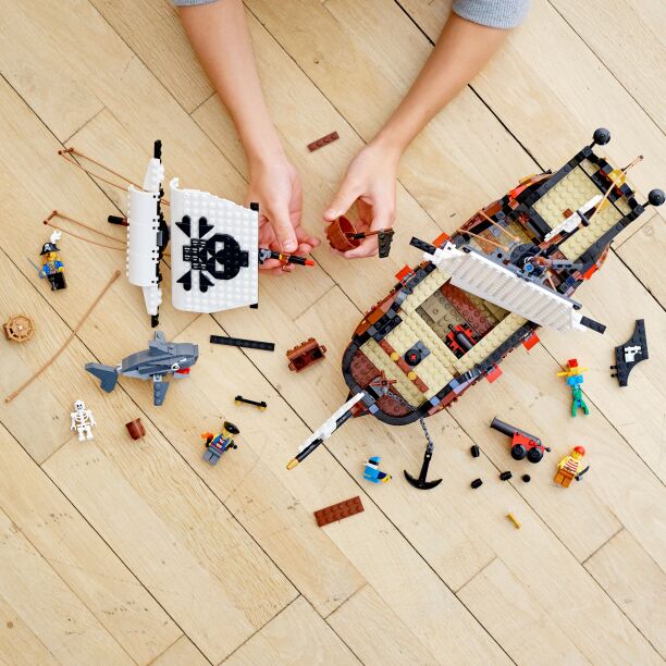 LEGO Creator 3in1 Pirate Ship (31109) (2)