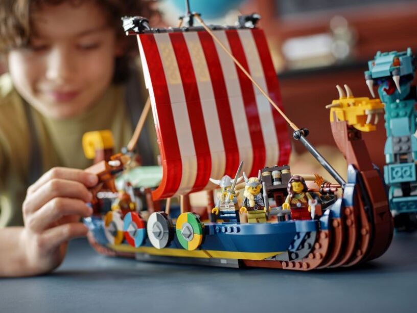 LEGO Creator 3in1 Viking Ship & The Midgard Serpent (31132) (9)