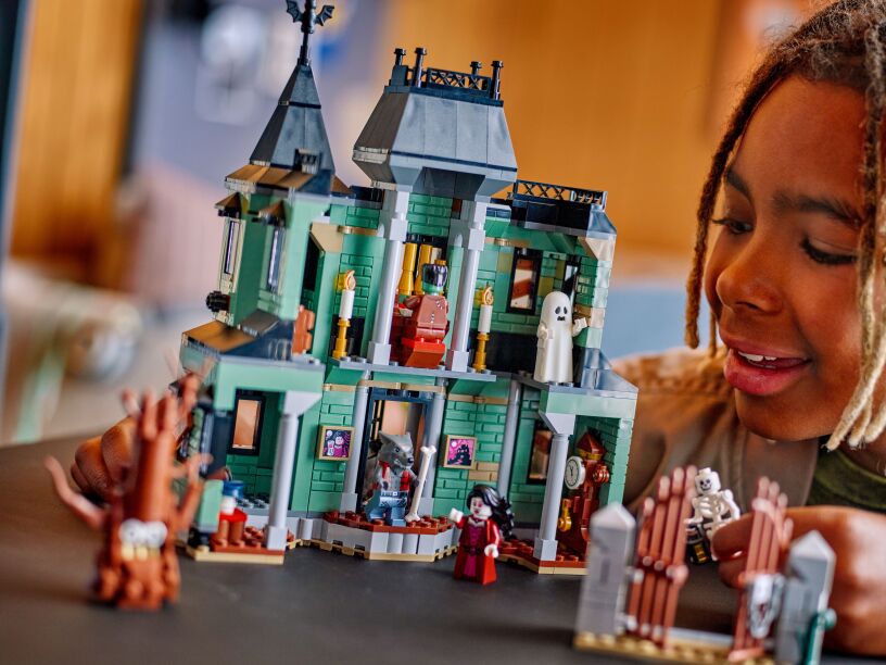 LEGO Creator 3in1 Haunted Mansion (31167) (7)