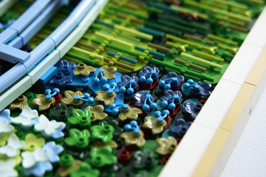 LEGO Art Claude Monet-Bridge Over A Pond Of Water Lilies (31220) (6)