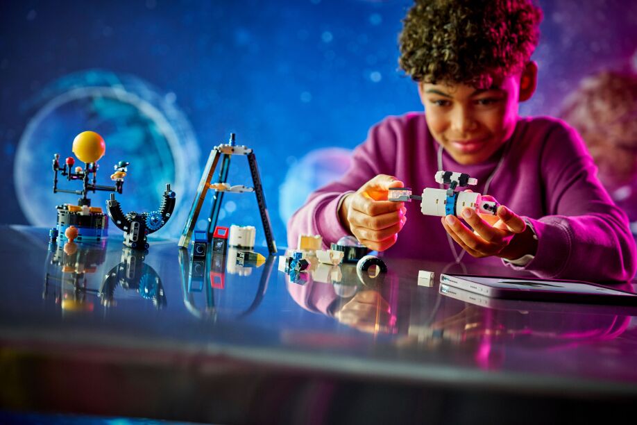 LEGO Creator 3in1 Space Exploration Telescope (31378) (5)