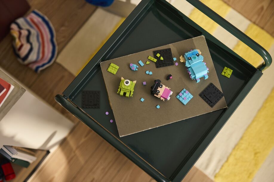 LEGO Brickheadz Disney Sulley, Mike & Boo Figures (40861) (2)