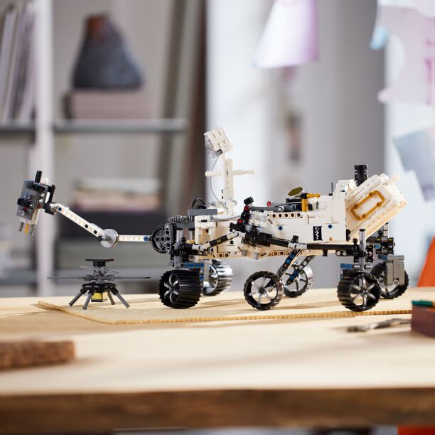 LEGO® Technic Nasa Mars Rover Perseverance (42158) (7)