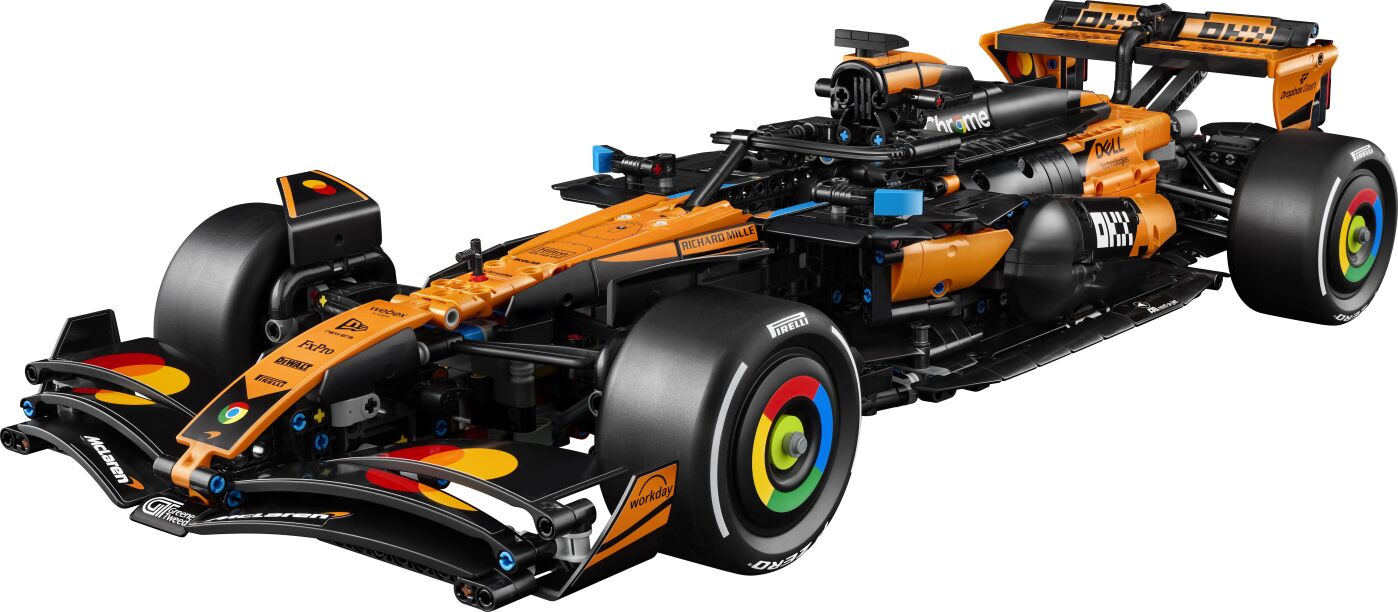 LEGO Technic McLaren MC39 F1 Car (42228) (1)