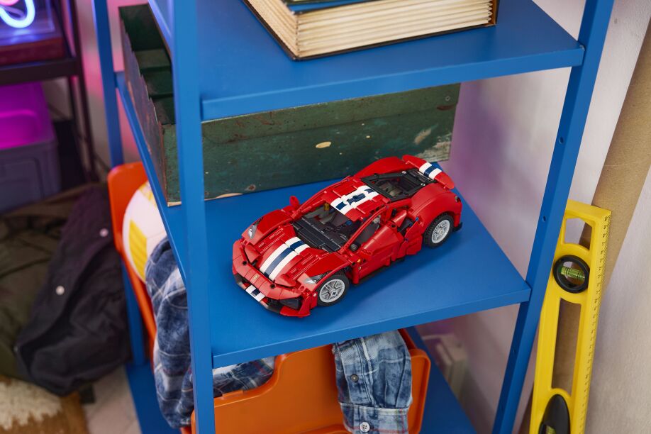 LEGO® Technic Ferrari 488 Pista Car (42235) (6)