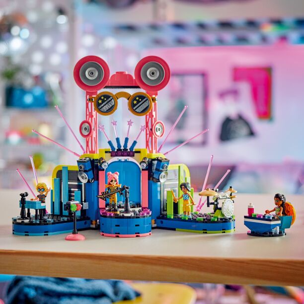 LEGO Friends Heartlake City Music Talent Show (42616) (10)