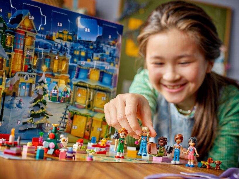 LEGO Friends Advent Calendar 2025 (42668) (10)