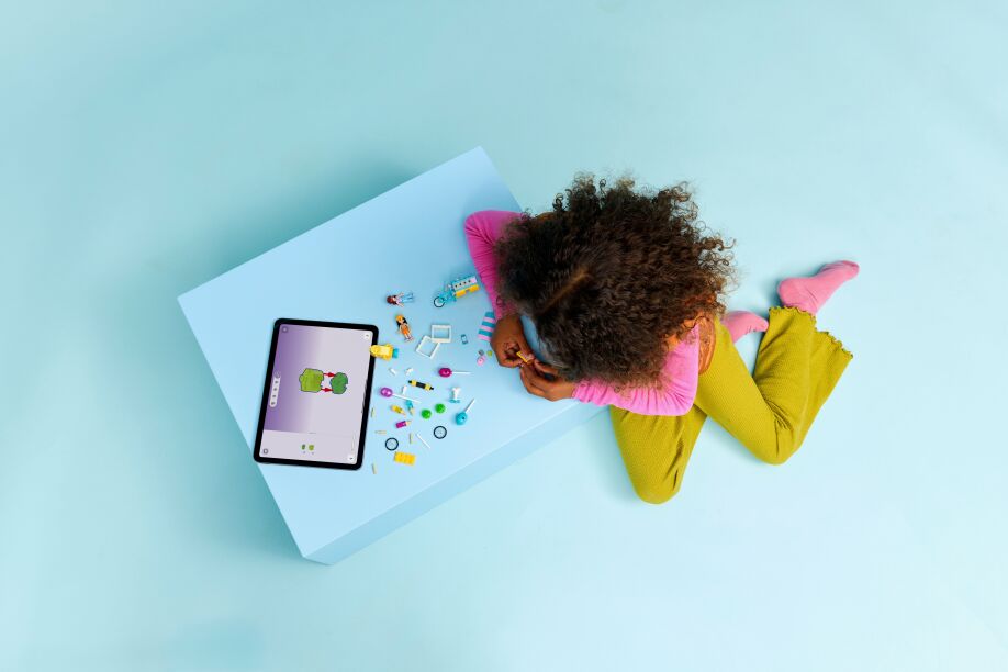 LEGO Friends Ice Cream & Balloon Stand (42692) (5)