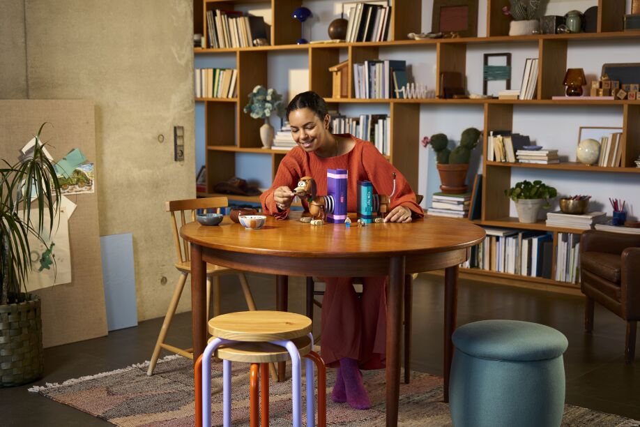 LEGO® Disney Toy Story Slinky Dog Bookends (43301) (12)