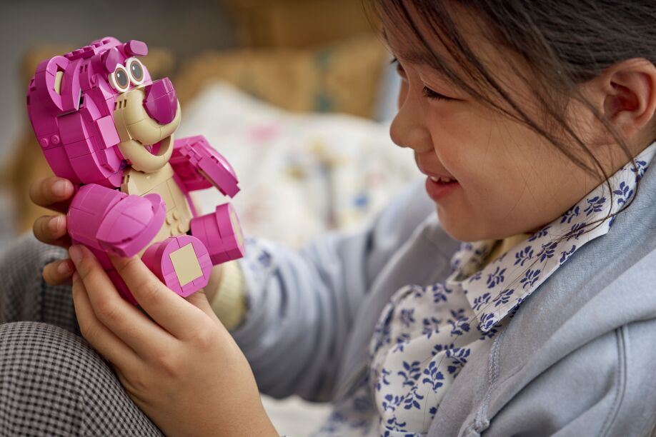 LEGO® Disney Toy Story Lotso (43306) (7)